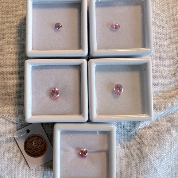 Pink Swarovski Zirconia loose stones 1A - Picture 4 of 6